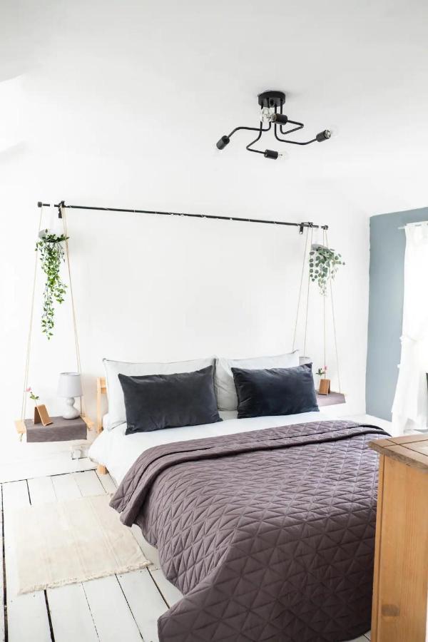 Апартаменти Cute Self Catering Flat In The Brecon Beacons Крикгауел Екстер'єр фото